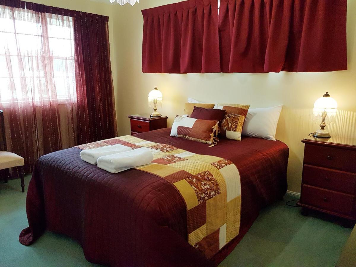 Grovely House Bed & Breakfast Stanthorpe Exterior foto