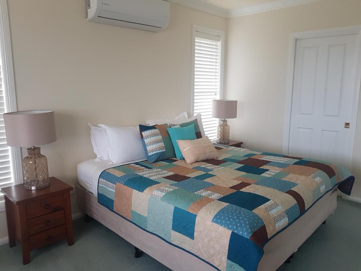 Grovely House Bed & Breakfast Stanthorpe Exterior foto